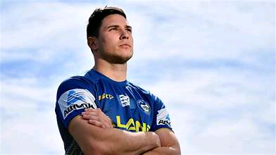 A MASSIVE SETBAKA: "Brad Arthur misled me"  Eels linebacker Mitchell Moses regrets signing contract extension with Parramatta Eels.