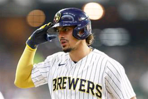 A MASSIVE SETBACKA: Milwaukee Brewers shortstop "Willy Adames May never play again at American Family Field" because Patrick Thomas Murphy does not value him and explains why.