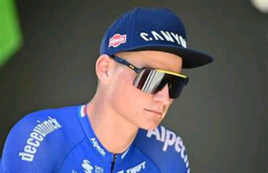 SO SAD: Financieel geschil dwingt Mathieu van der Poel om Alpecin-Deceuninck te verlaten, zesvoudig wereldkampioen zoekt nieuw team.